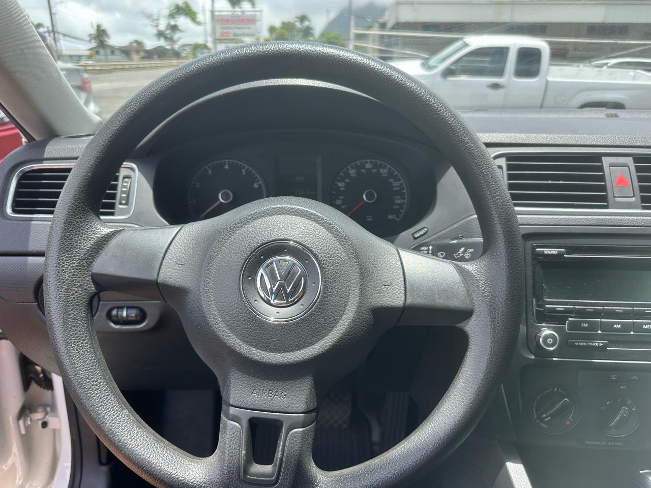 Volkswagen Jetta S 2013