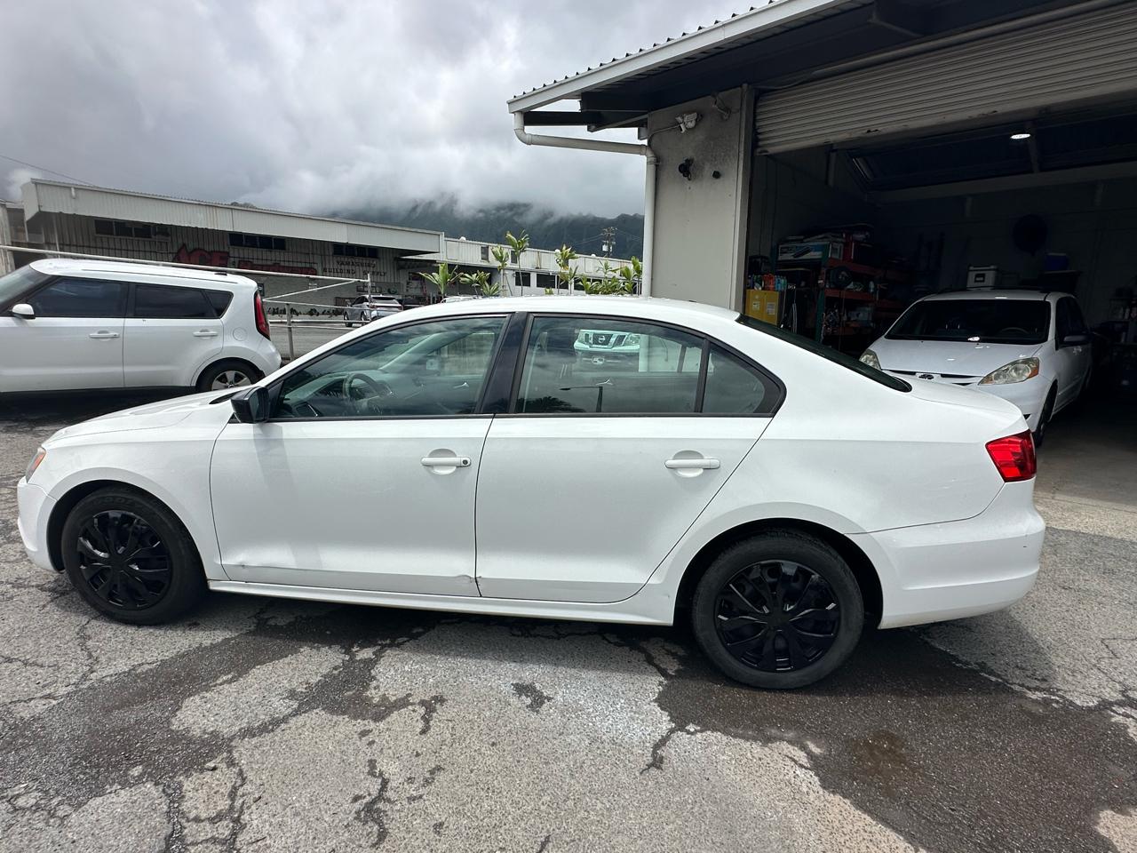 Volkswagen Jetta S 2013