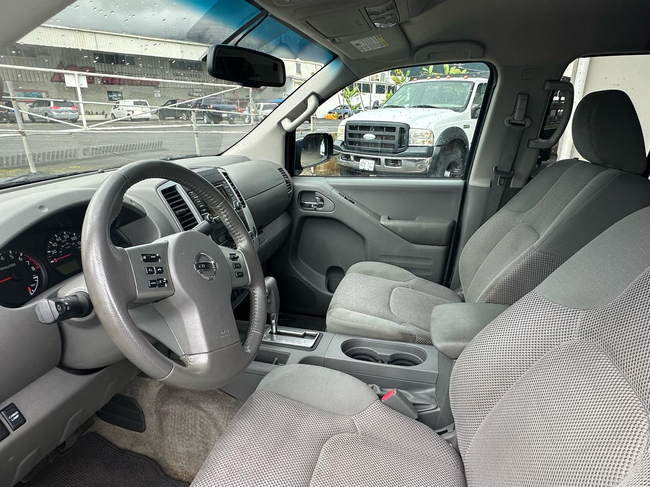 Nissan Frontier S Crew Cab 5AT 2WD 2016