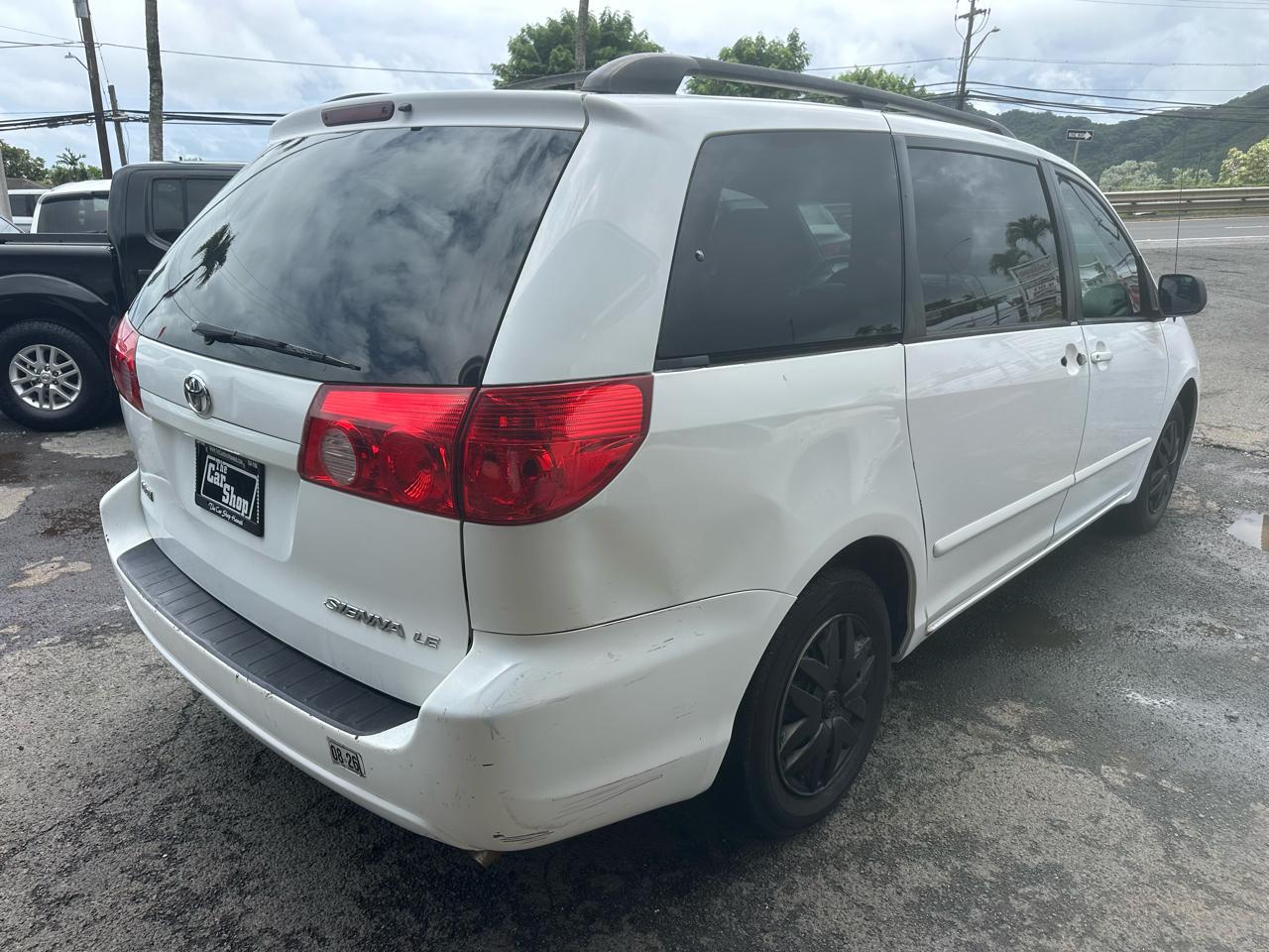 Toyota Sienna CE FWD 7 Passenger 2010