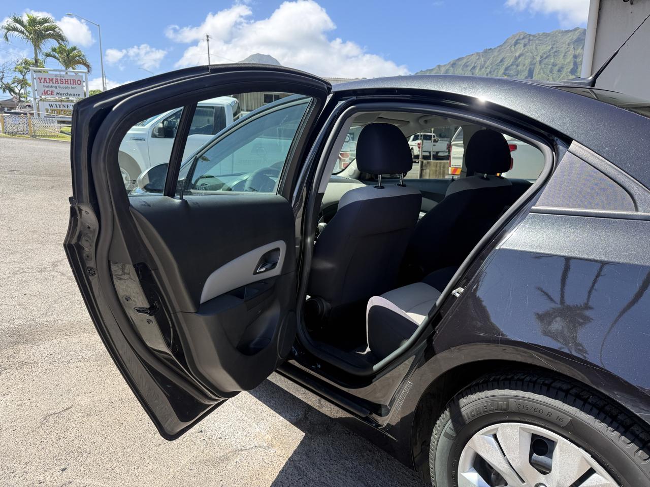 Chevrolet Cruze LS Auto 2014