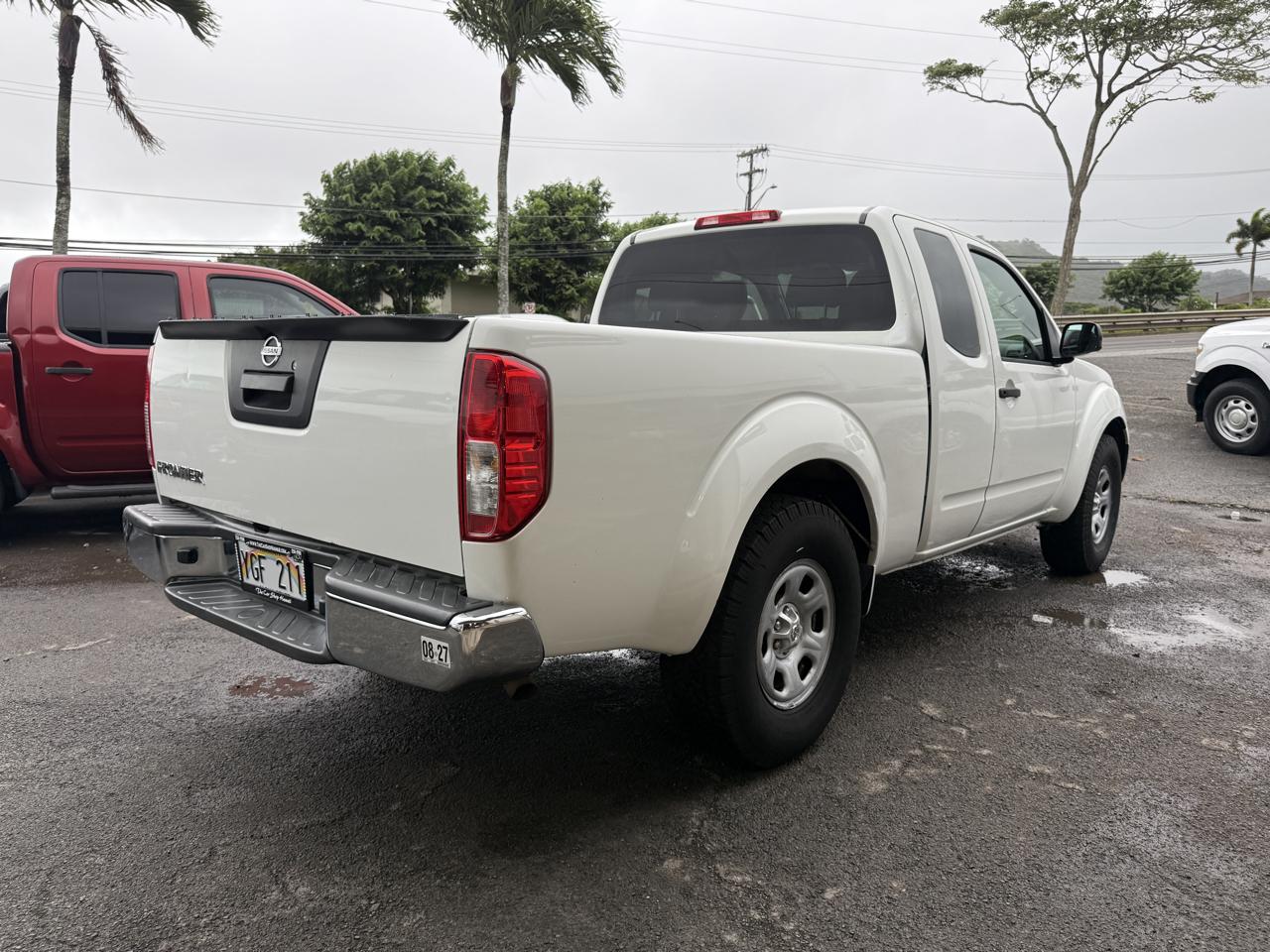 Nissan Frontier S King Cab I4 5AT 2WD 2015