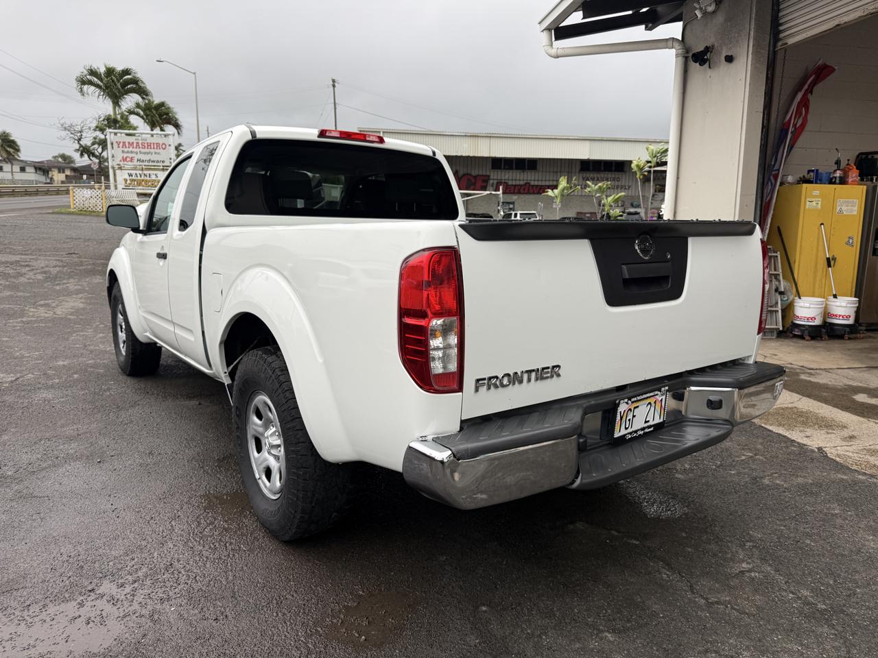 Nissan Frontier S King Cab I4 5AT 2WD 2015