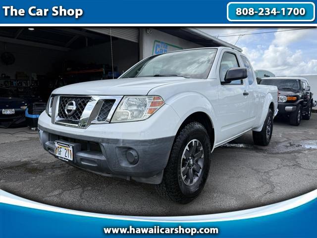 White 2015 Nissan Frontier Pickup Truck 4X2 Automatic