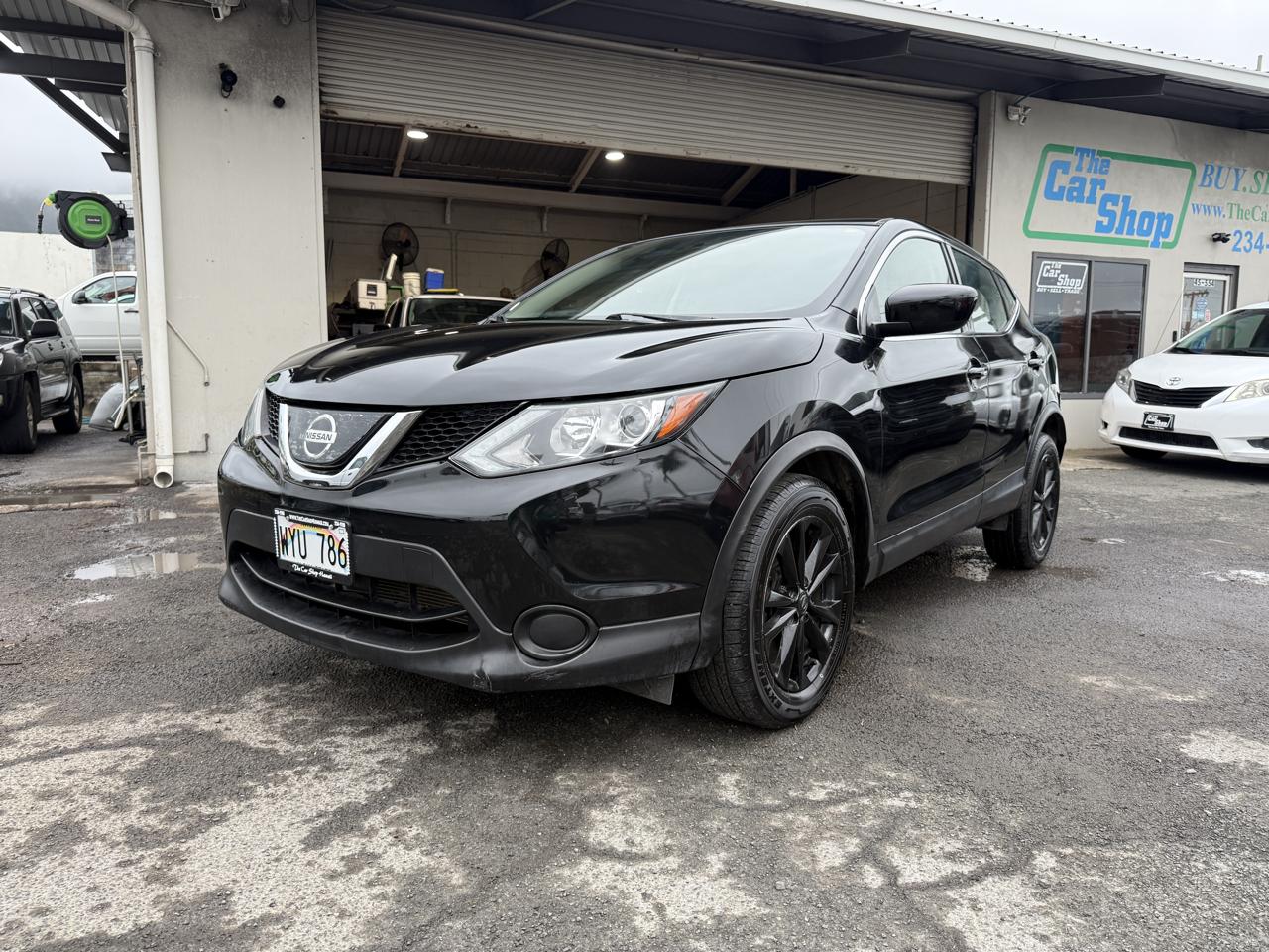 Nissan Rogue Sport S 2019