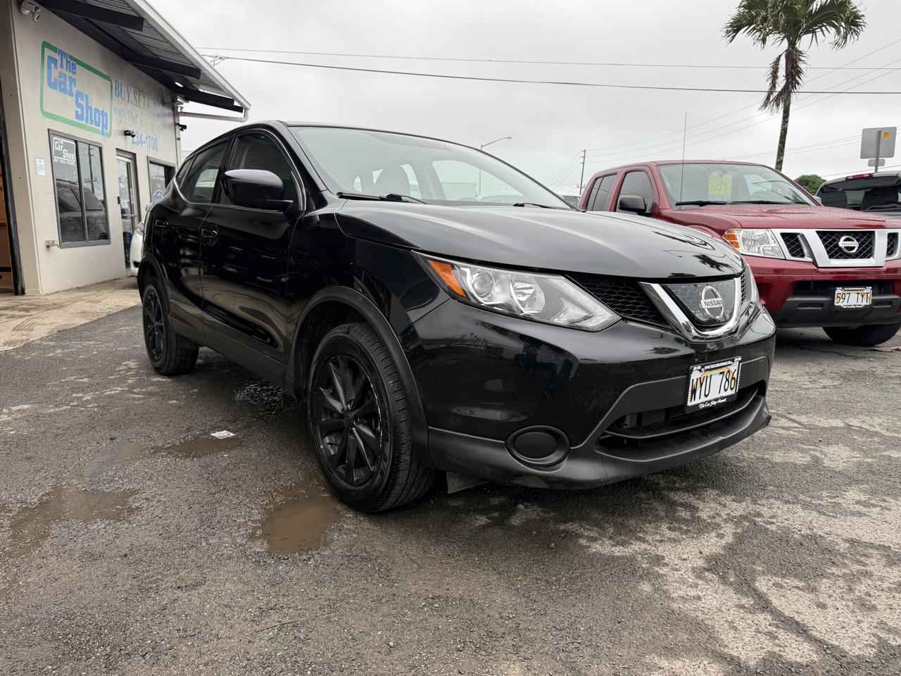 Nissan Rogue Sport S 2019