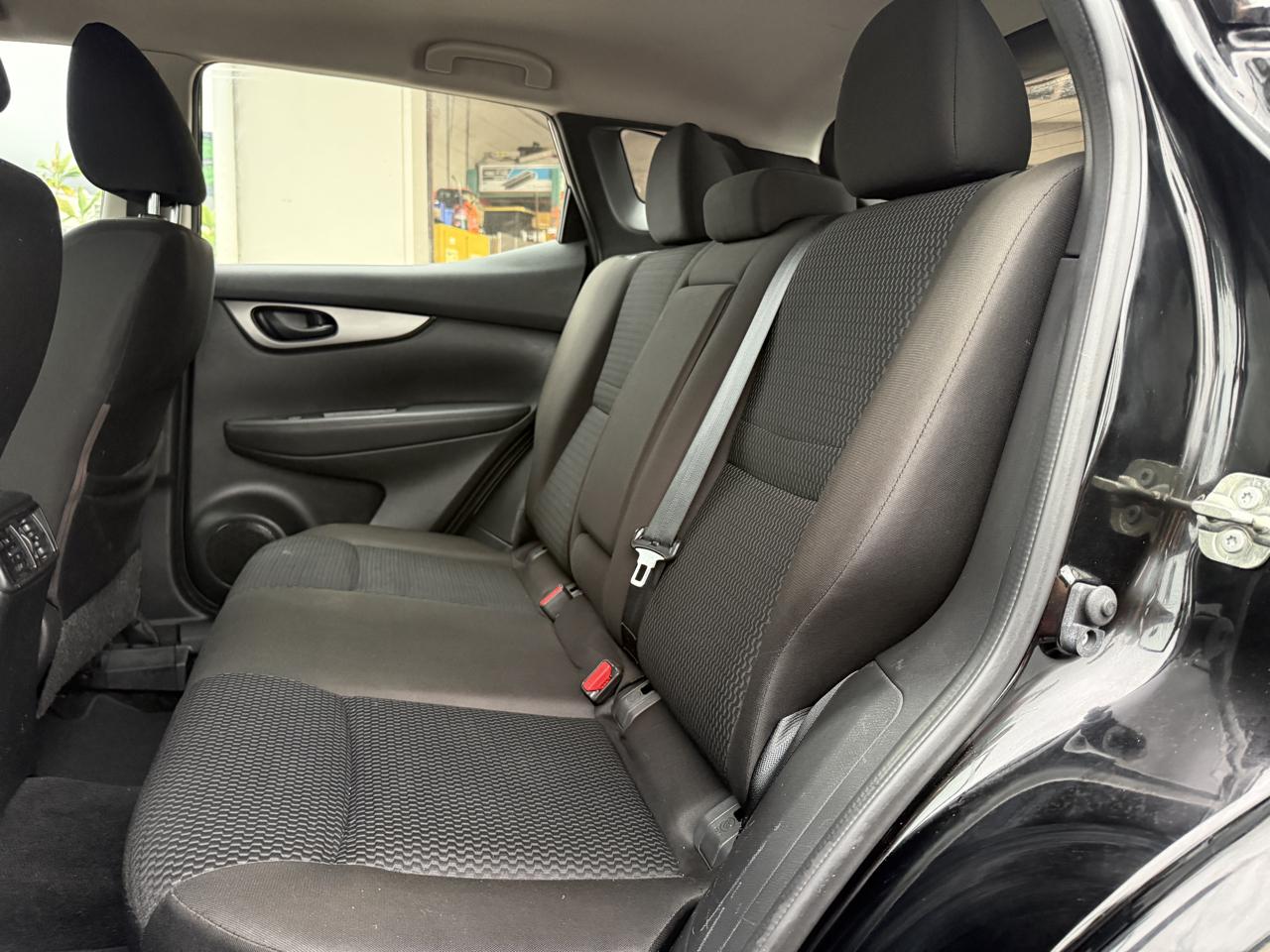 Nissan Rogue Sport S 2019