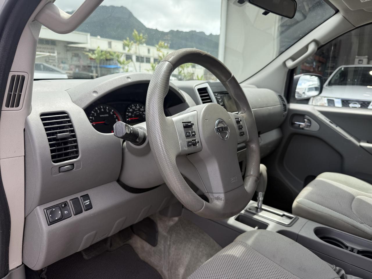 Nissan Frontier  2016