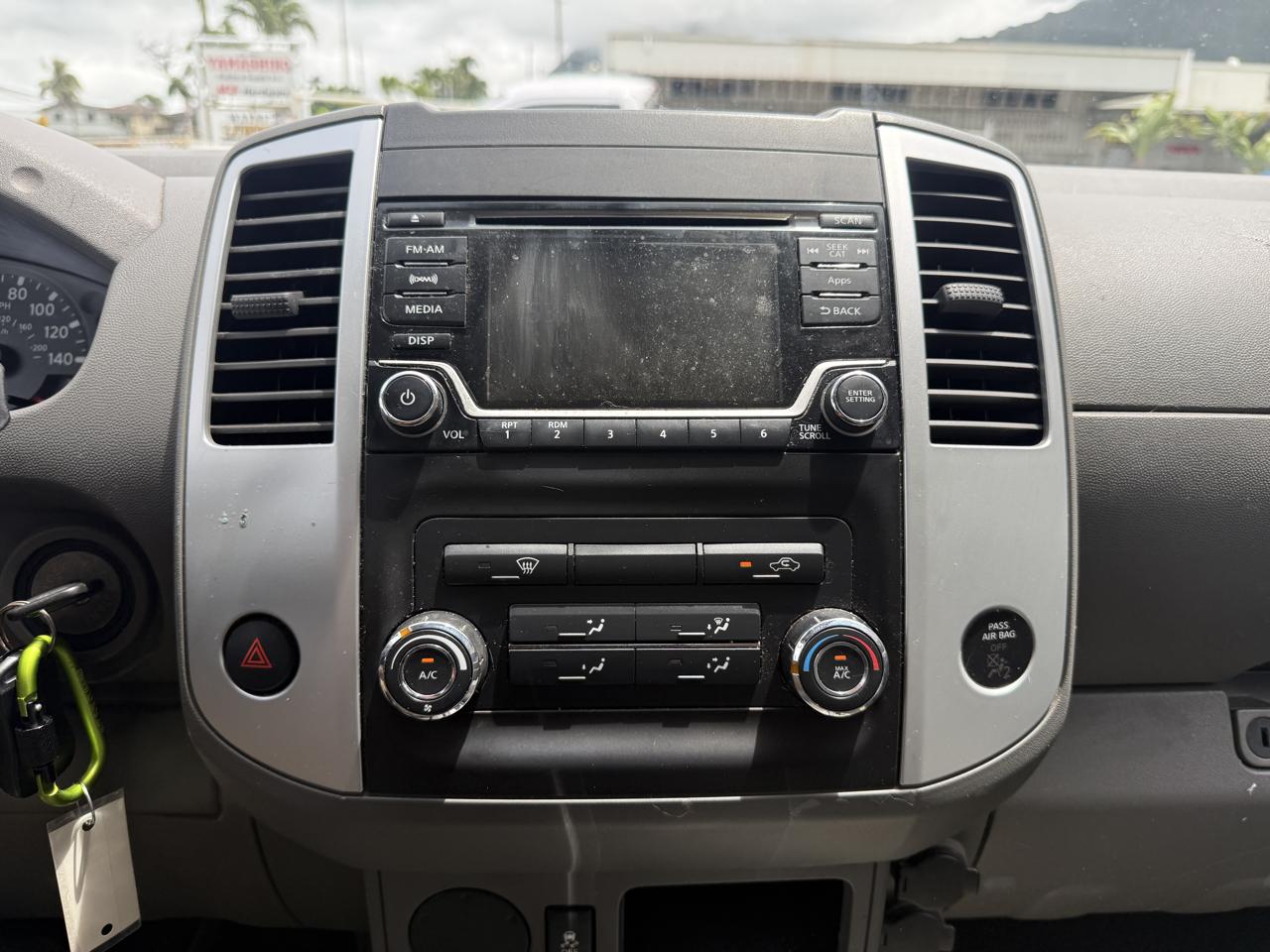 Nissan Frontier  2016
