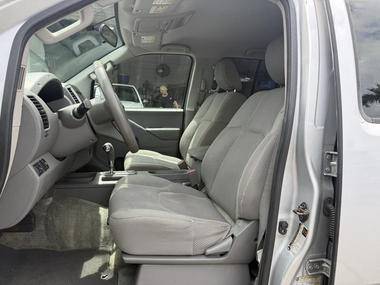 Nissan Frontier  2016