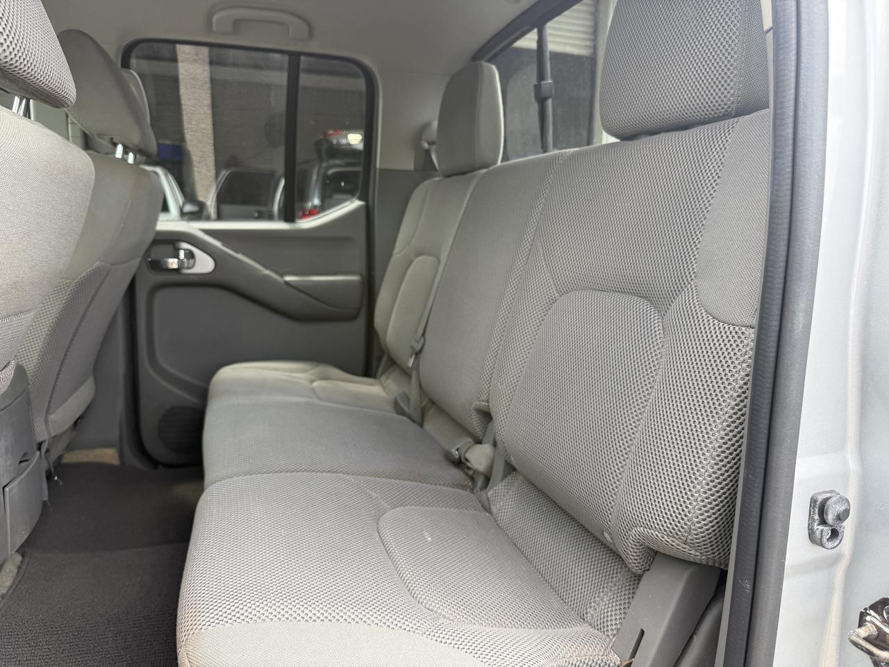 Nissan Frontier  2016