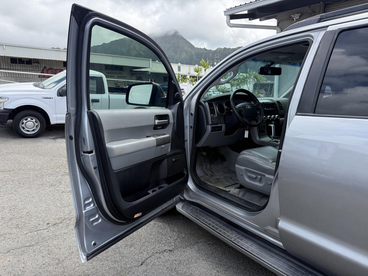 Toyota Sequoia Limited 2WD 2010