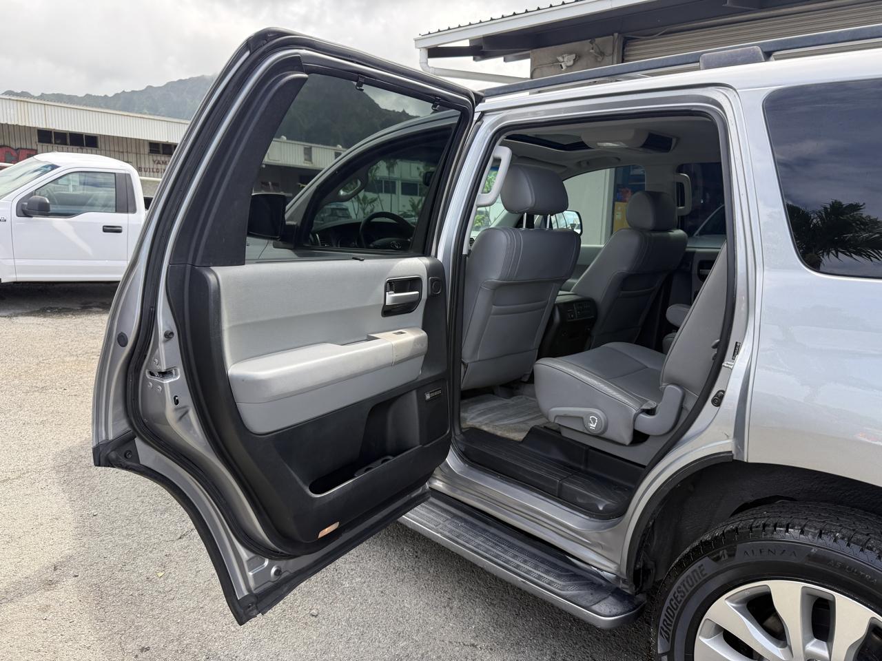 Toyota Sequoia Limited 2WD 2010
