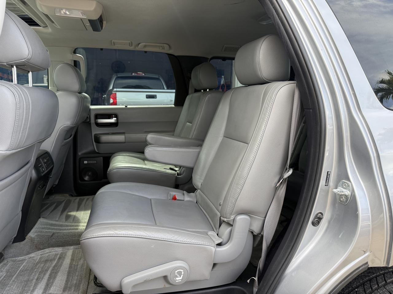 Toyota Sequoia Limited 2WD 2010