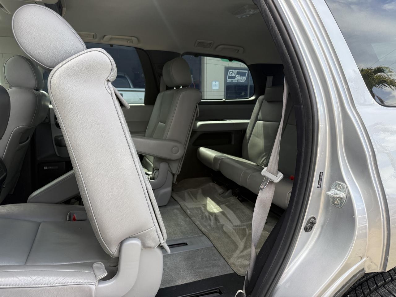Toyota Sequoia Limited 2WD 2010