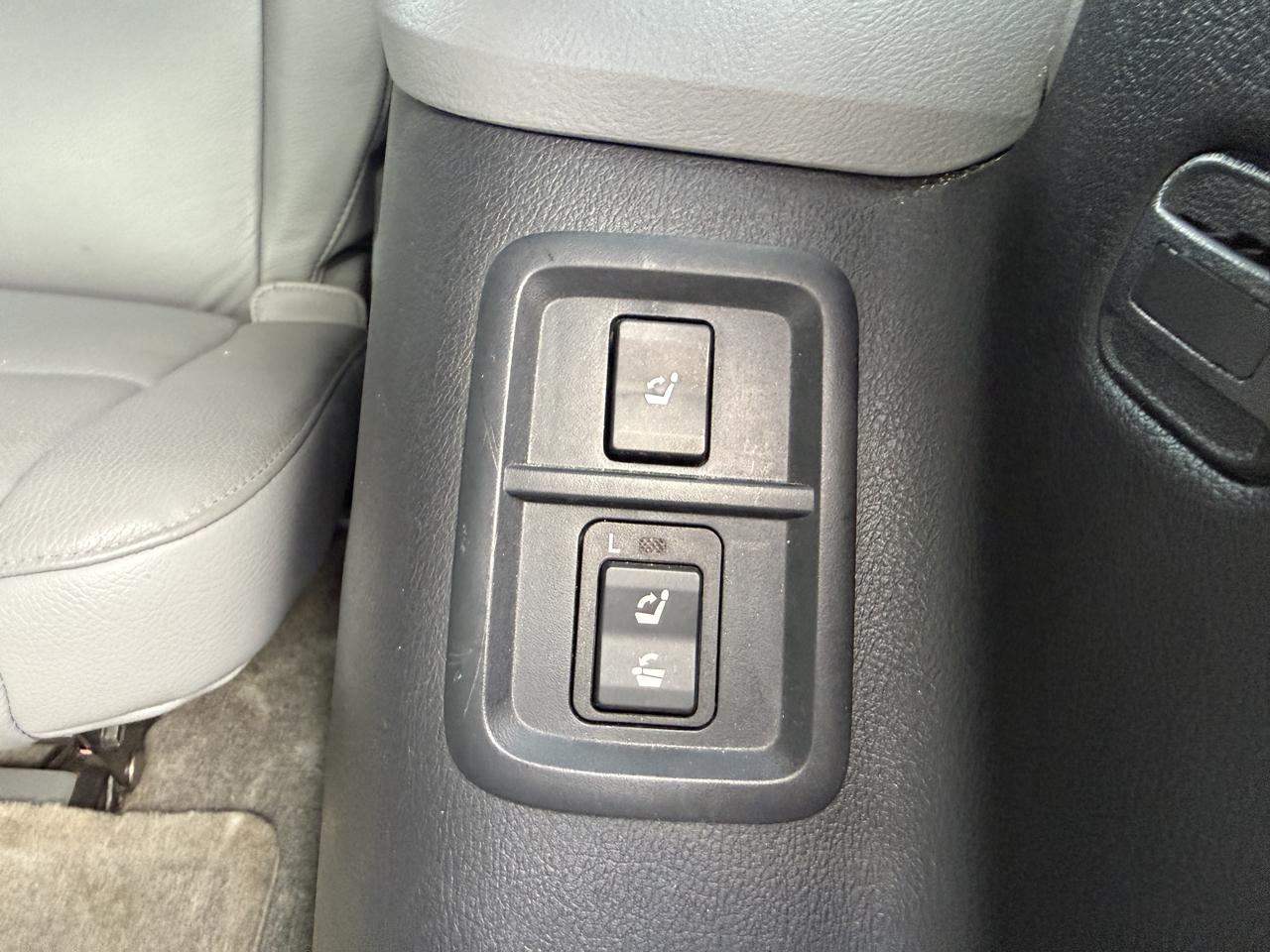 Toyota Sequoia Limited 2WD 2010