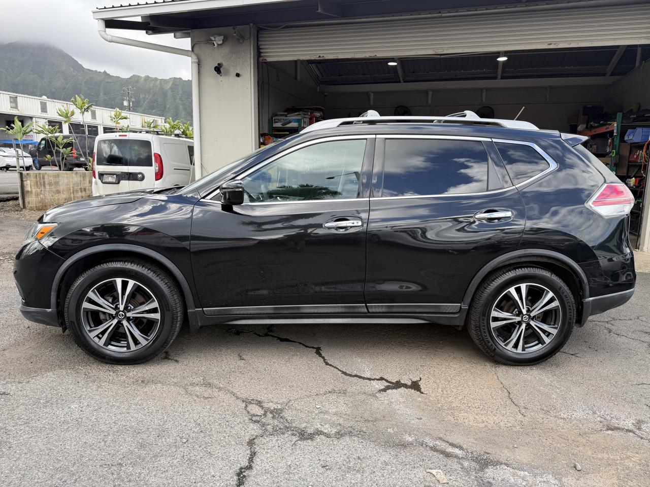Nissan Rogue SV 2WD 2016