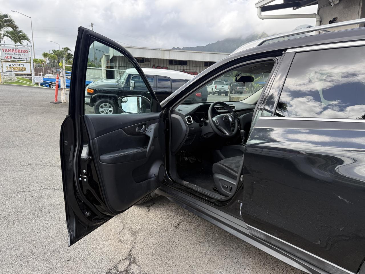 Nissan Rogue SV 2WD 2016