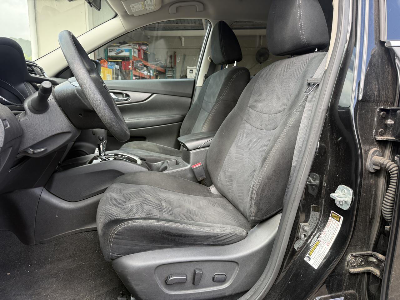 Nissan Rogue SV 2WD 2016