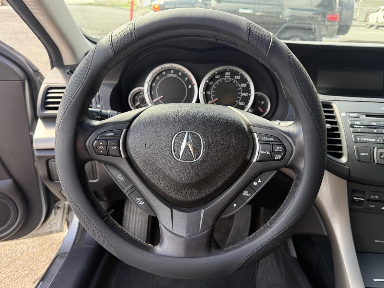 Acura TSX 6-speed MT 2010