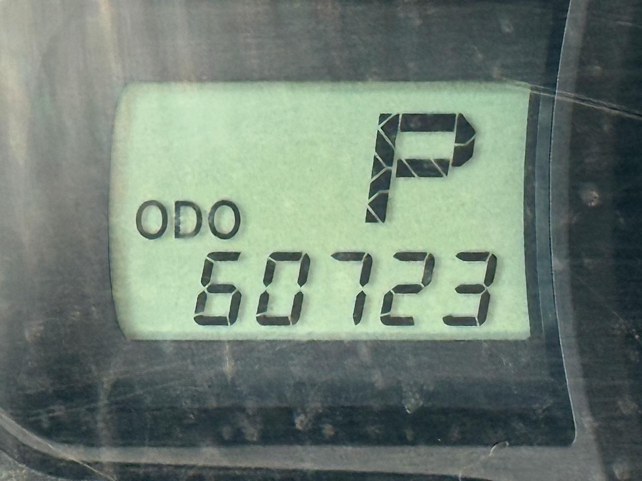 Toyota Sienna LE 8-Pass V6 2011