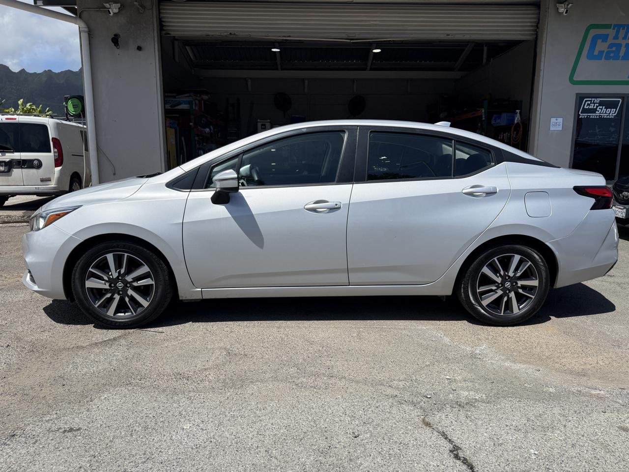 Nissan Versa SV 2021