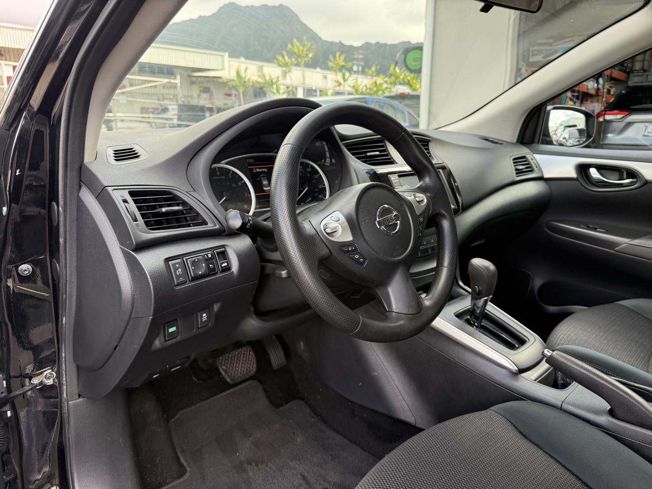 Nissan Sentra S 2019