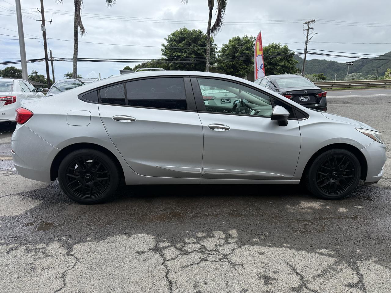 Chevrolet Cruze LS Auto 2018