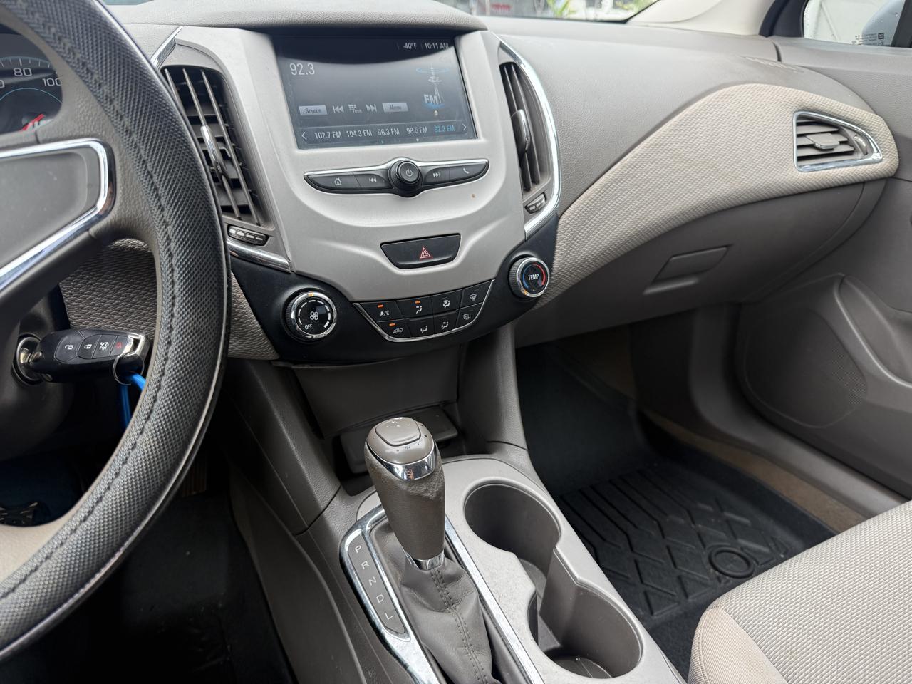 Chevrolet Cruze LS Auto 2018