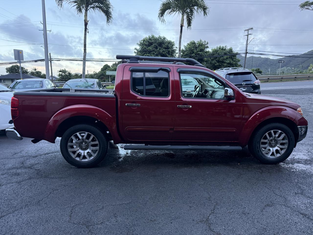 Nissan Frontier SL Crew Cab 2WD 2012