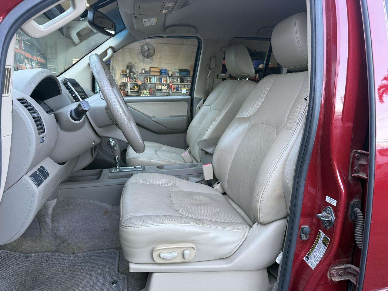 Nissan Frontier SL Crew Cab 2WD 2012