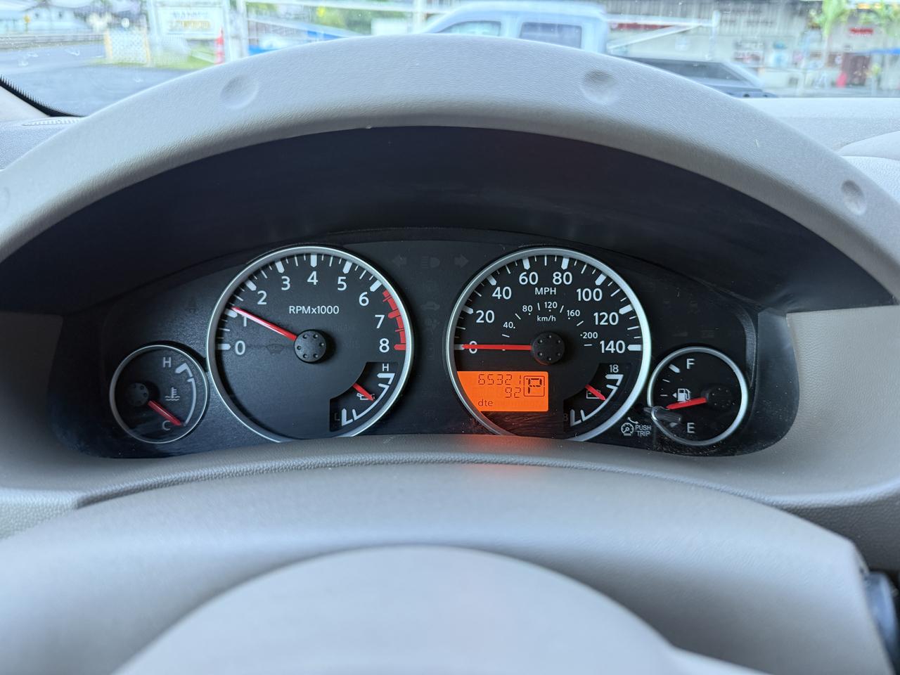 Nissan Frontier SL Crew Cab 2WD 2012