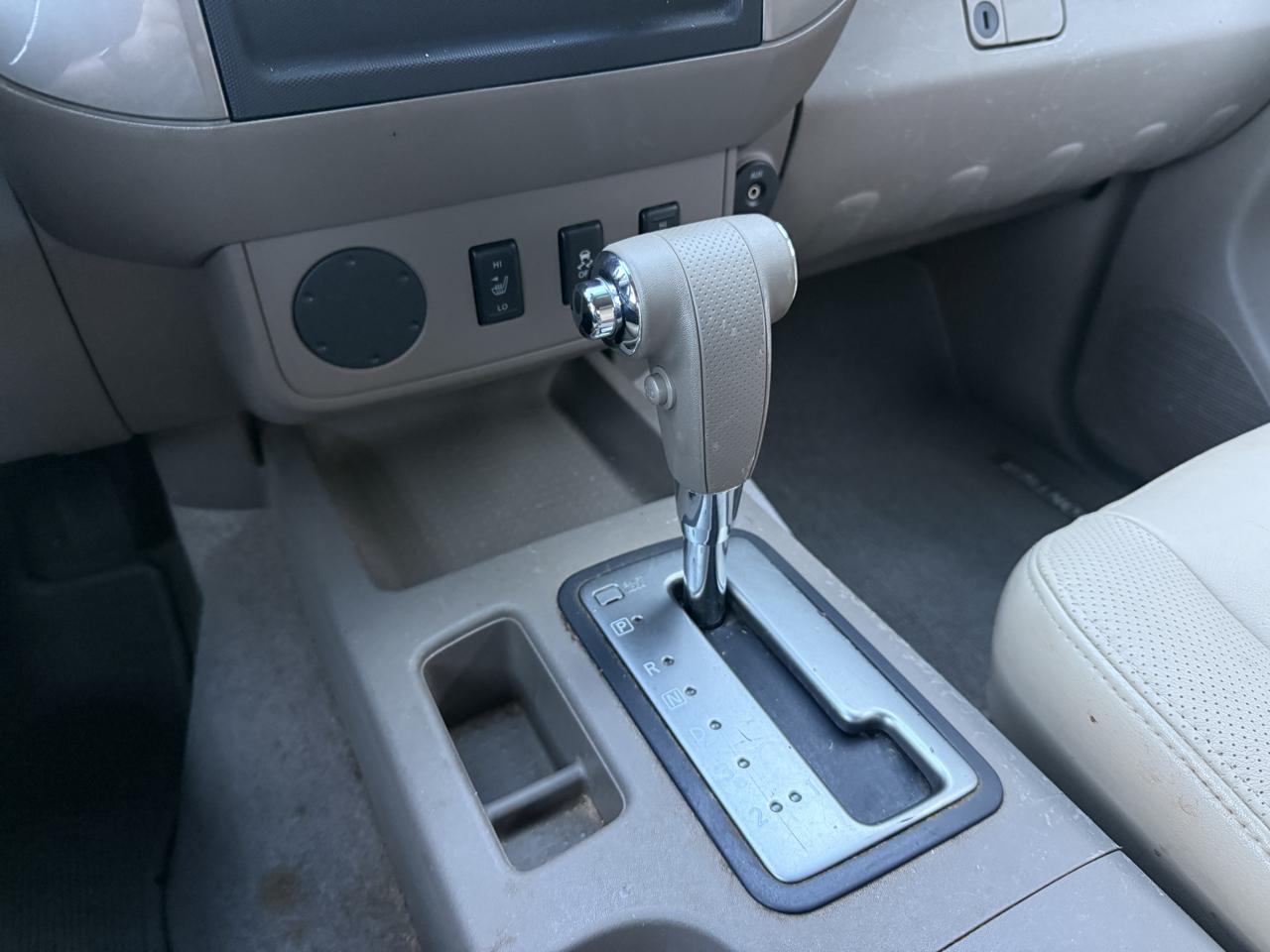 Nissan Frontier SL Crew Cab 2WD 2012