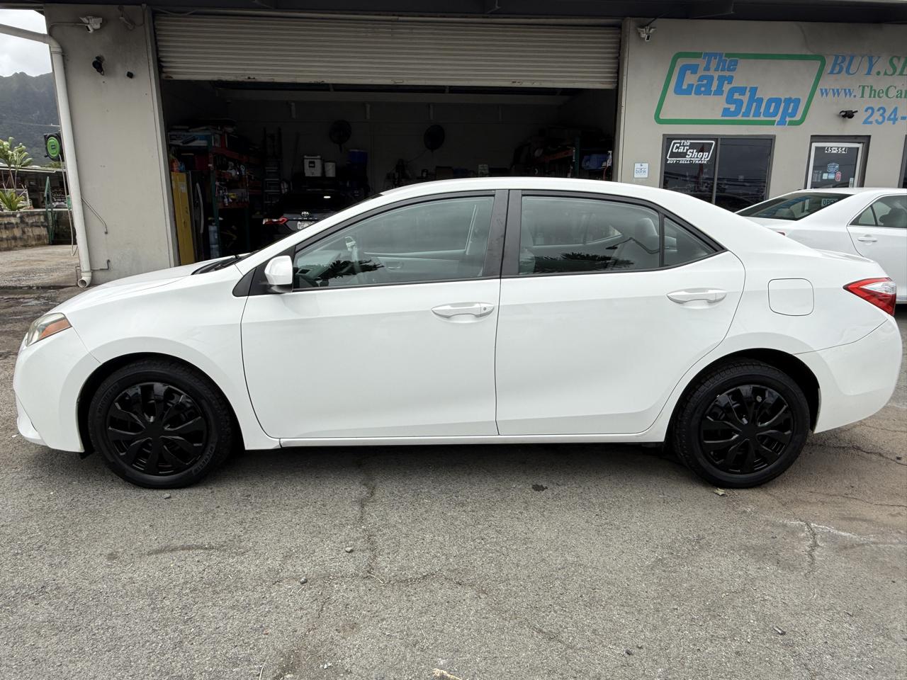 Toyota Corolla LE 2014