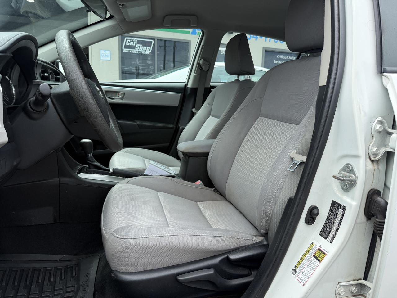 Toyota Corolla LE 2014