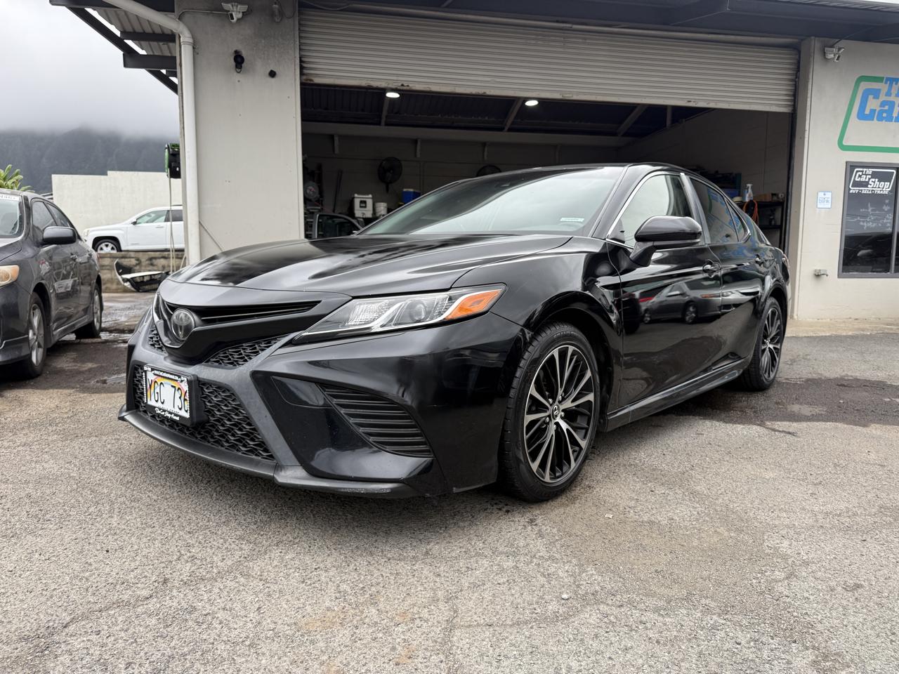Toyota Camry SE 2018