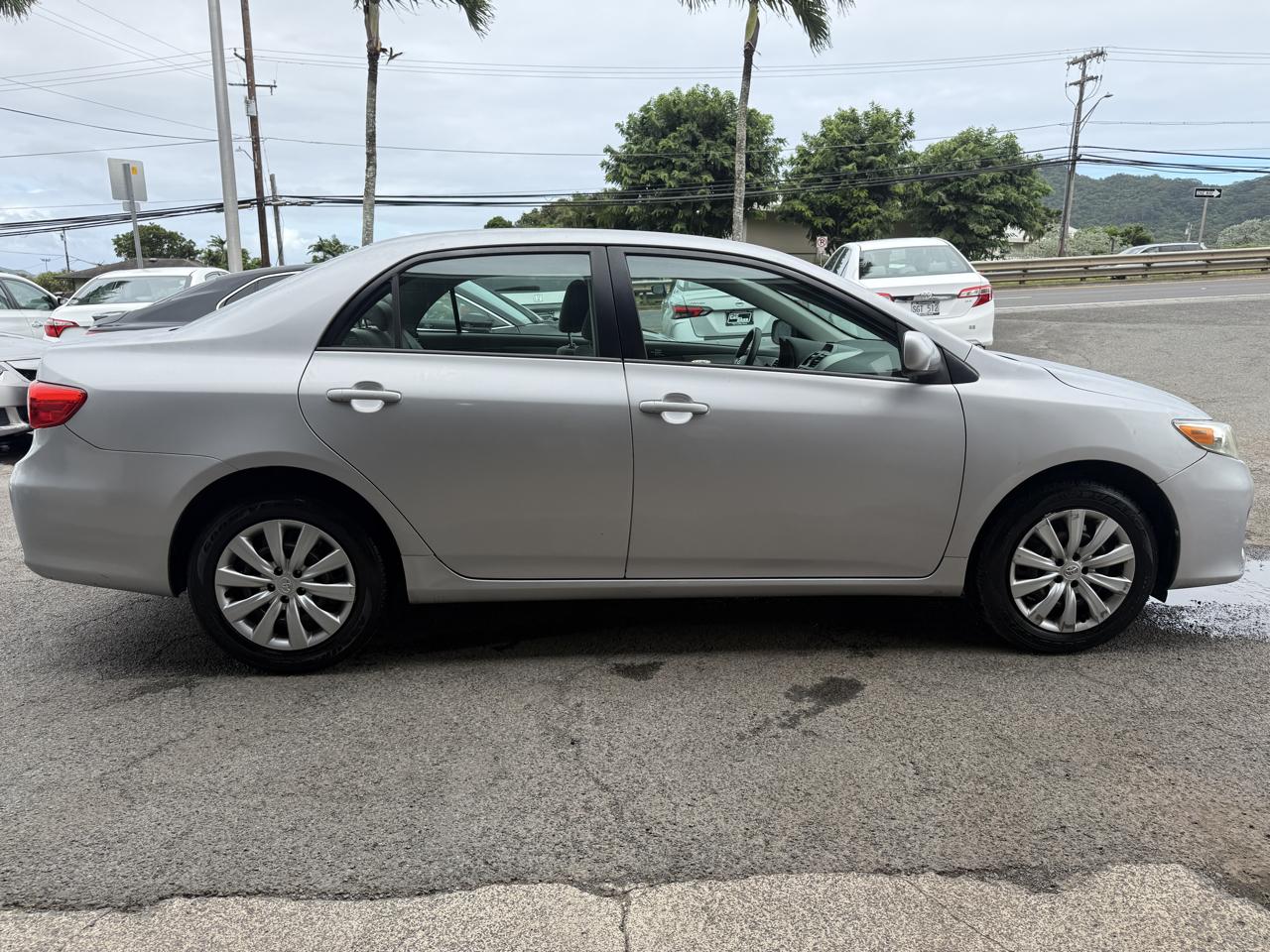 Toyota Corolla LE 2012