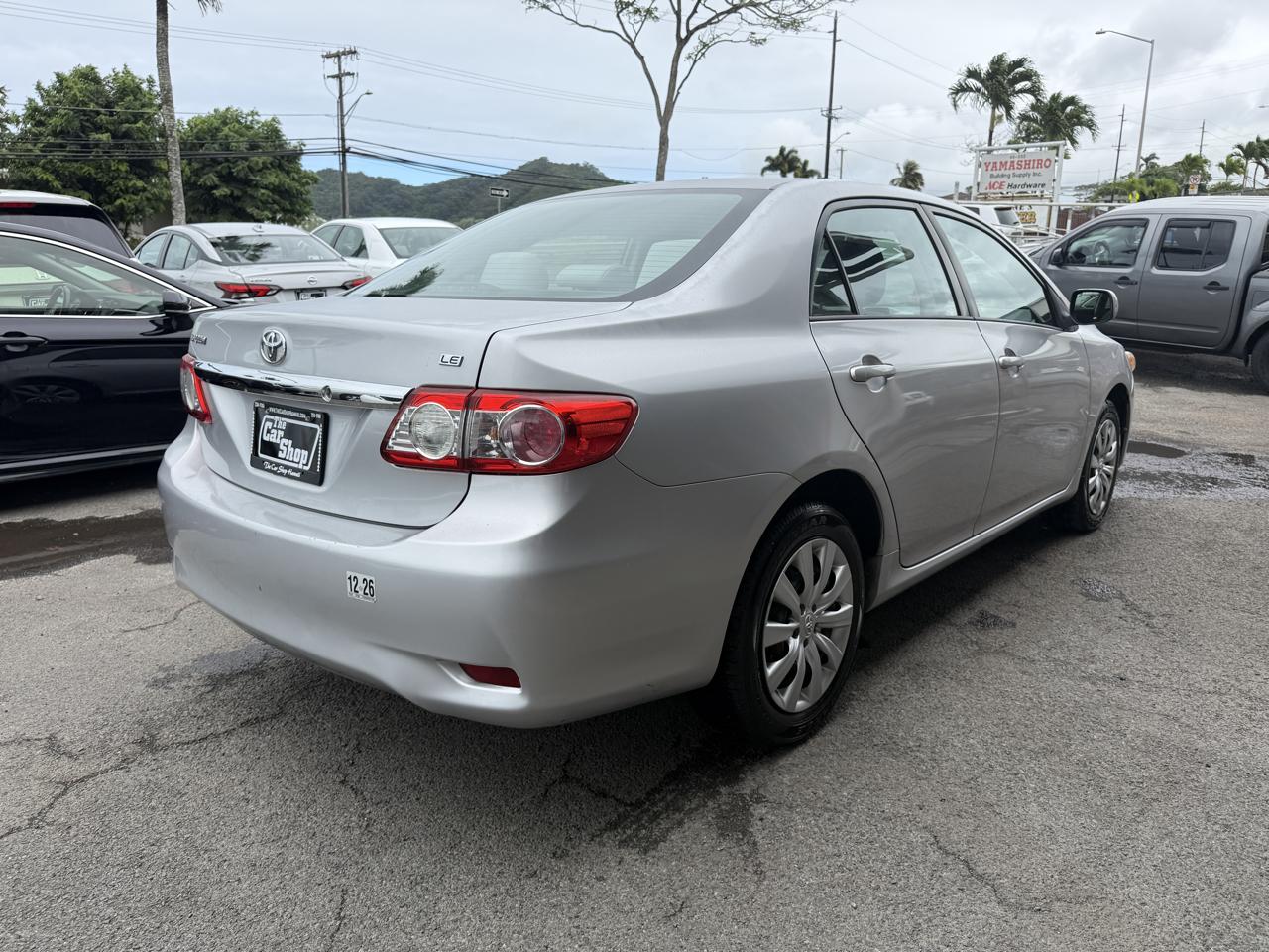 Toyota Corolla LE 2012
