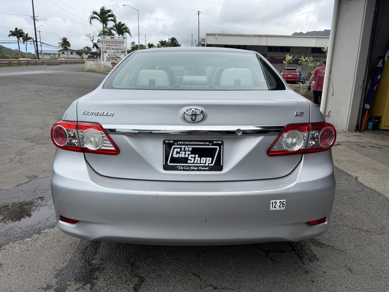 Toyota Corolla LE 2012