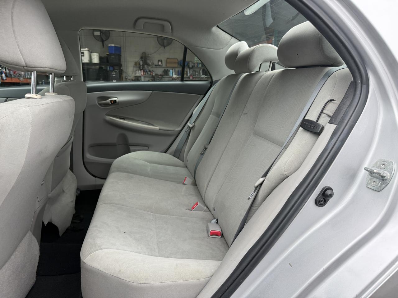 Toyota Corolla LE 2012