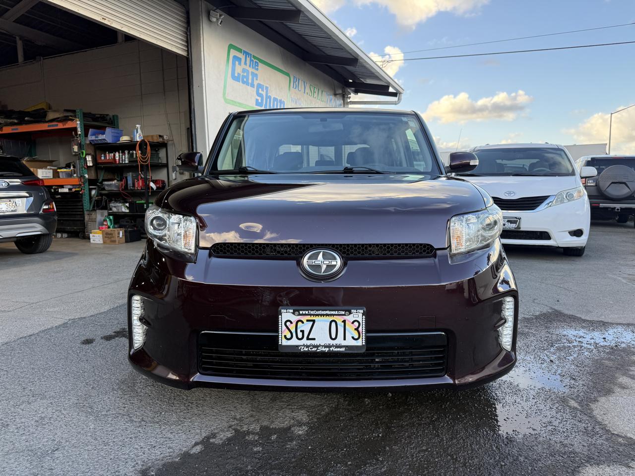 Scion xB 5-Door Wagon 4-Spd AT 2013