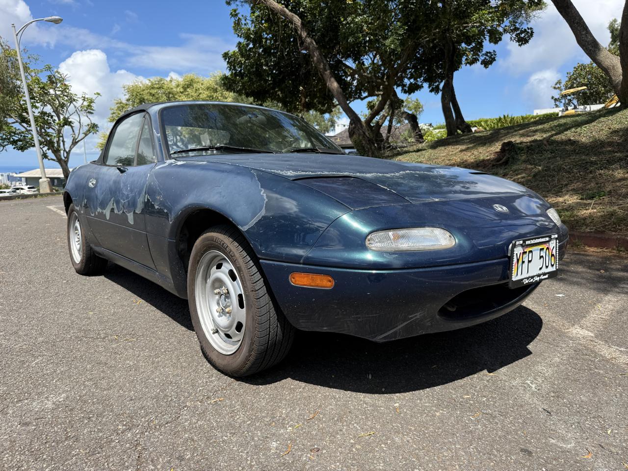 Mazda MX-5 Miata Base 2D Convertible 1996