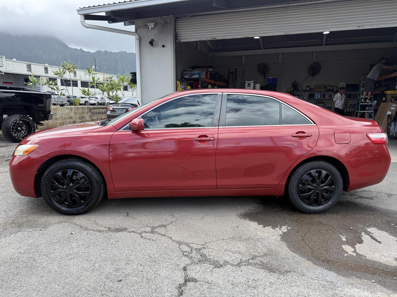 Toyota Camry LE 5-Spd AT 2009