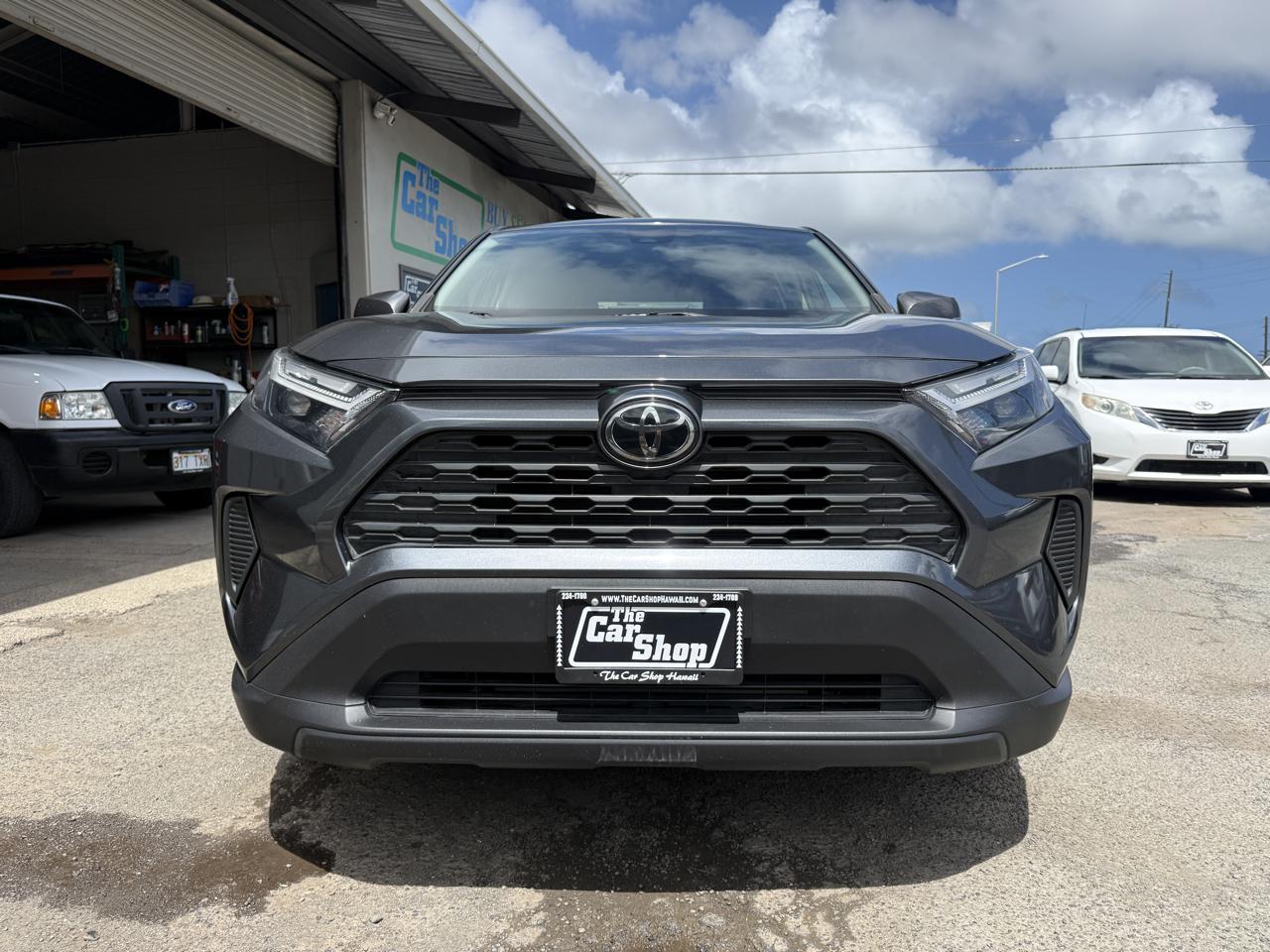 Toyota RAV4 LE 2023