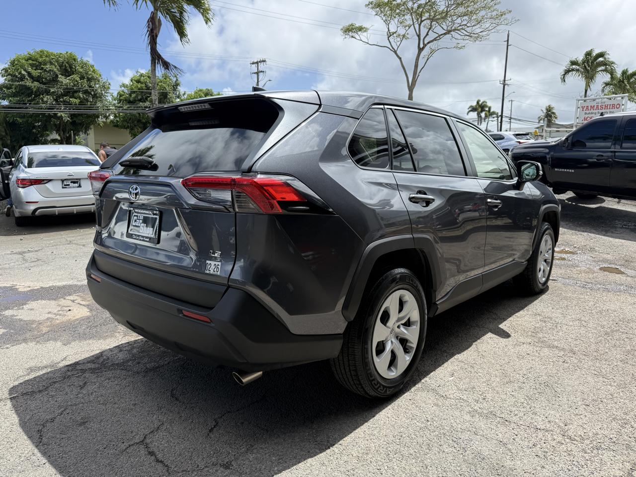 Toyota RAV4 LE 2023