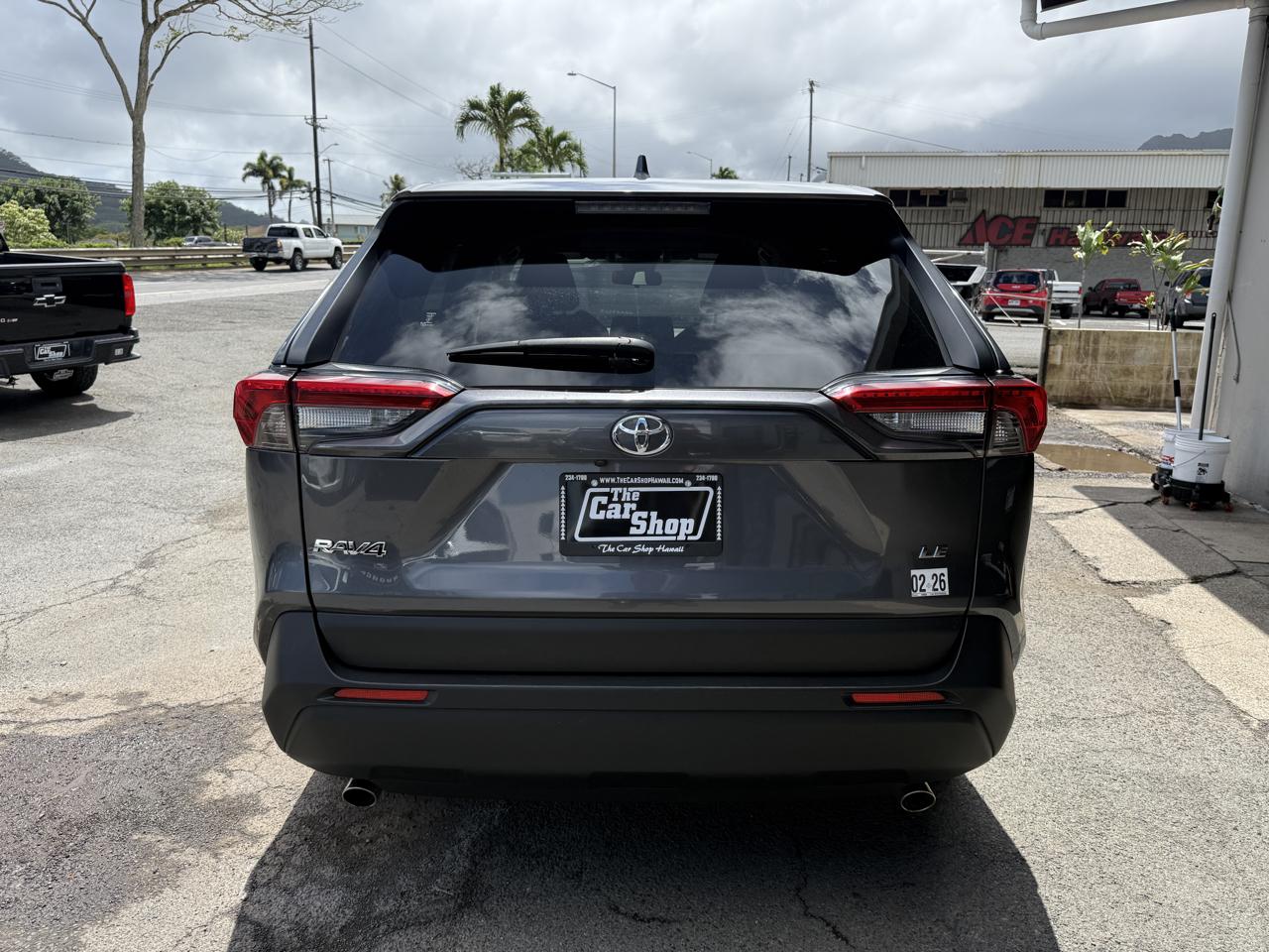 Toyota RAV4 LE 2023