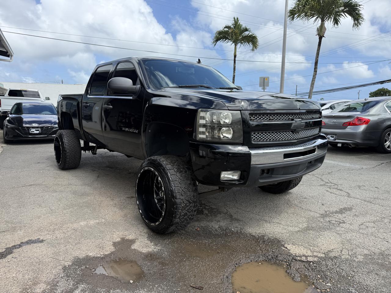 Chevrolet Silverado 1500 LT Crew Cab 2WD 2011