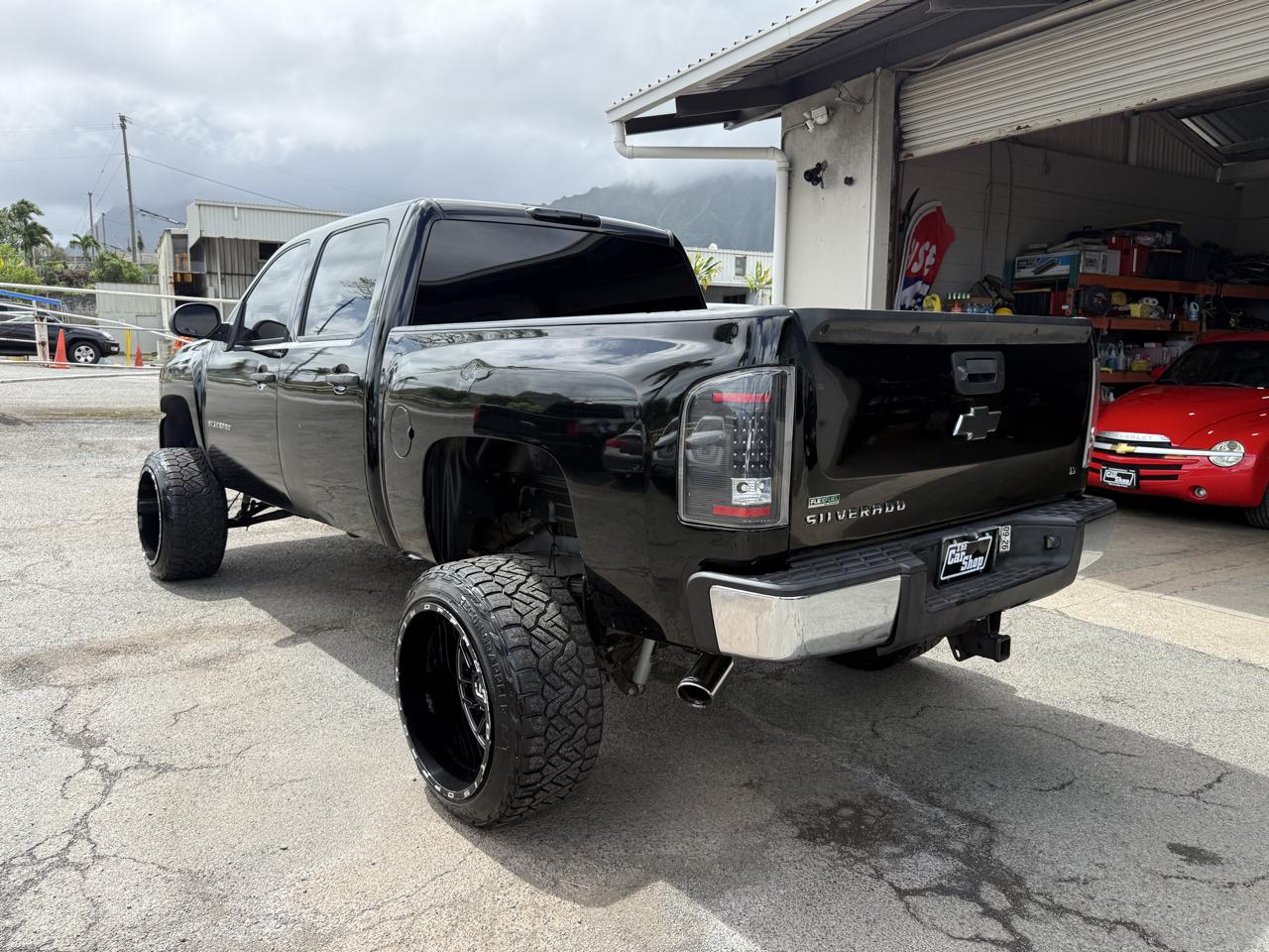 Chevrolet Silverado 1500 LT Crew Cab 2WD 2011