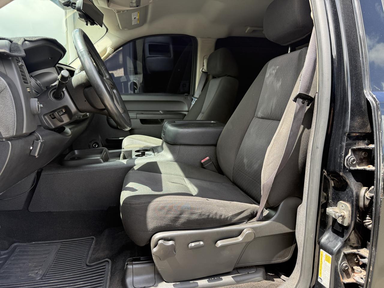 Chevrolet Silverado 1500 LT Crew Cab 2WD 2011