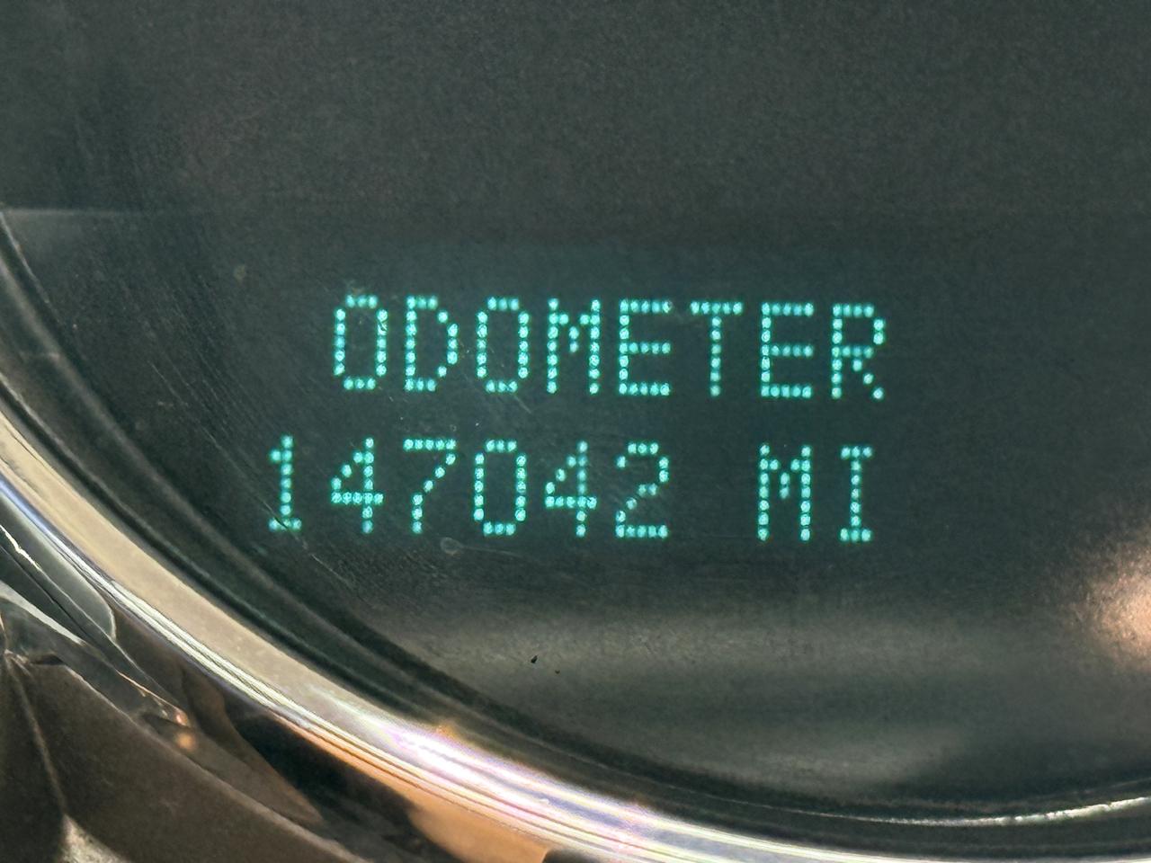 Chevrolet Silverado 1500 LT Crew Cab 2WD 2011